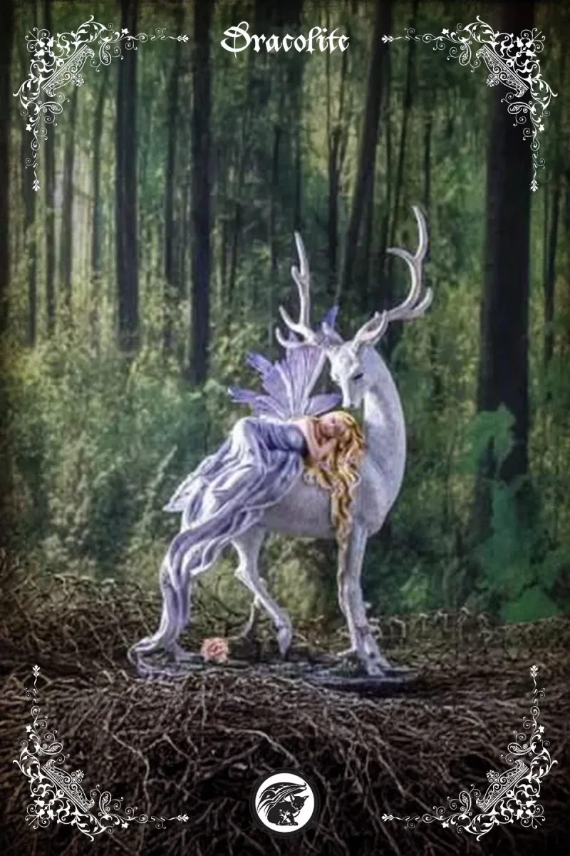 Figurine – Fée des Bois et Cerf Lunaire
